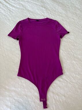 EXPRESS Short-Sleeve One-Piece Bodysuit in Purple